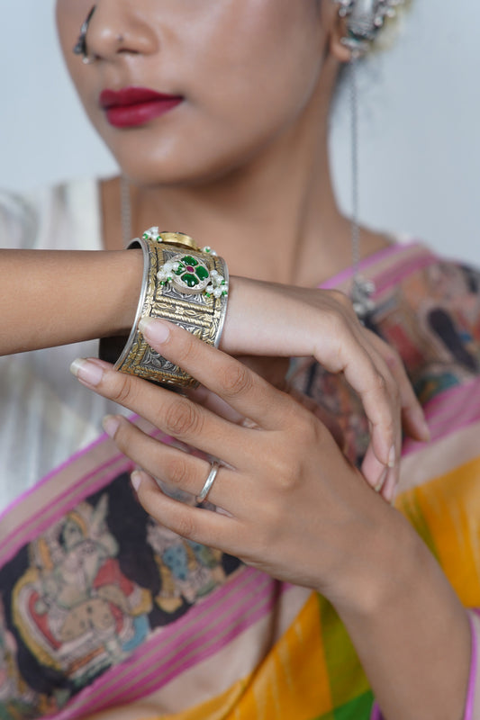 Handcrafted silver bangle