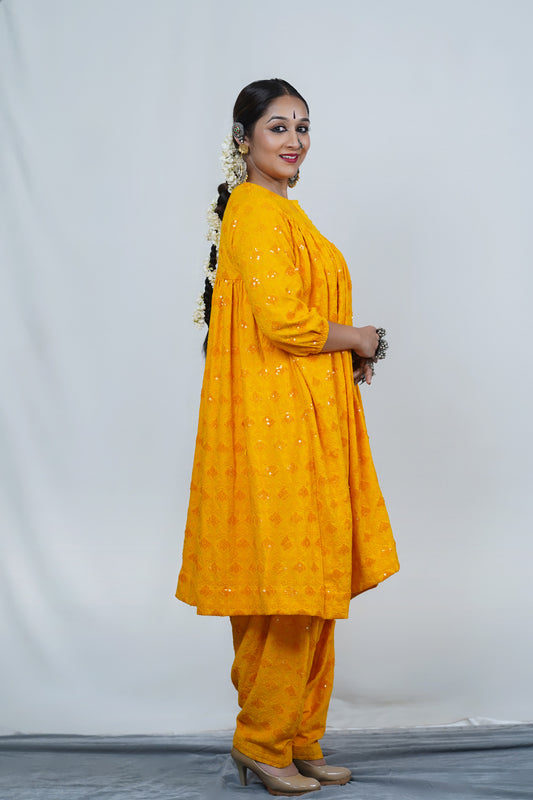Indian ethnic kurta pant set by Ayush Kejriwal