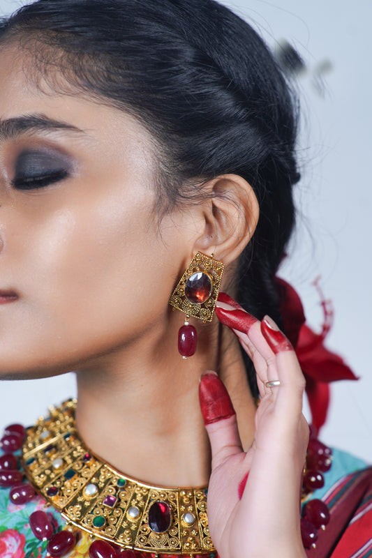 and crafted Indian wedding jewellery set