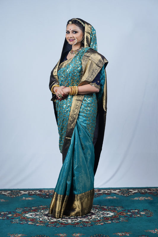 Hand woven embroidered Kanjiveeram silk saree