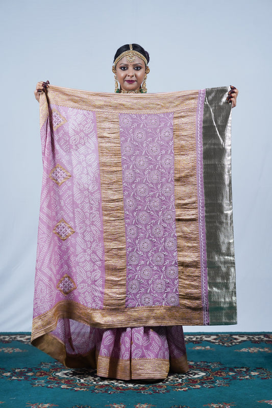 beautiful handcrafted bandhani saree