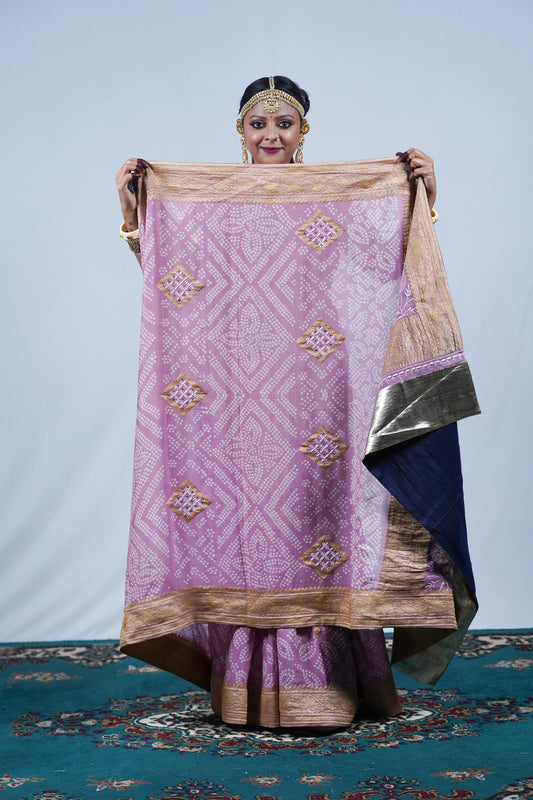 beautiful handcrafted bandhani saree