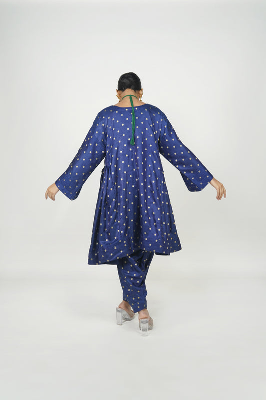 Indian ethnic clothing and jewellery