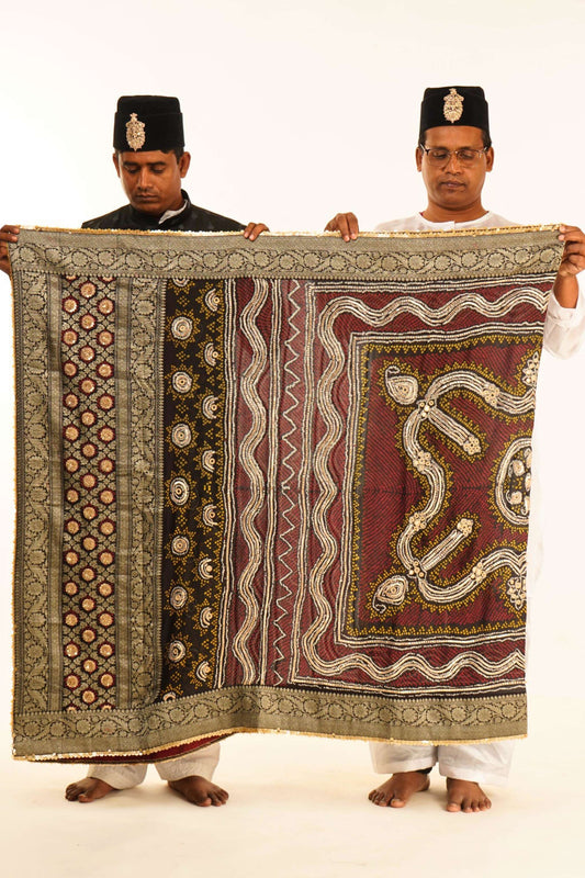 Dupatta by Ayush Kejriwal