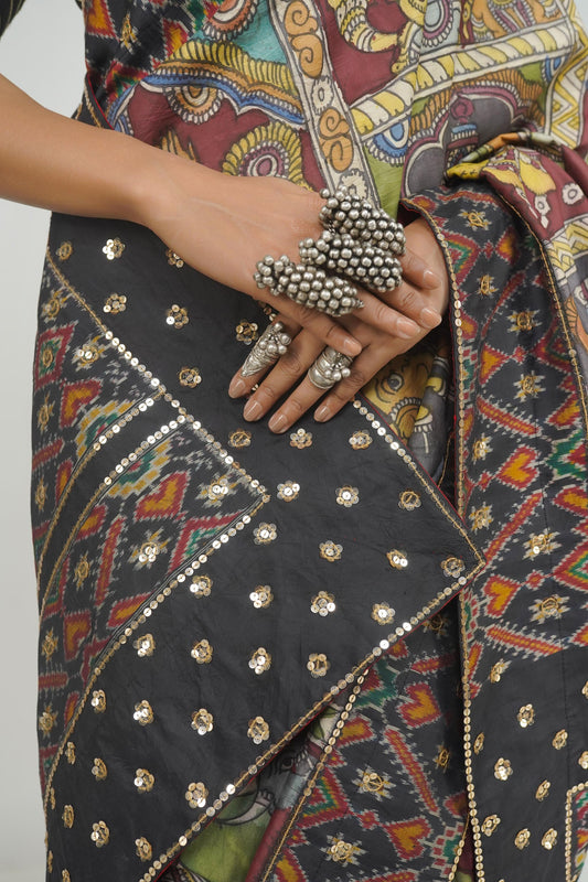 Indian ethnic wedding wear and jewellery