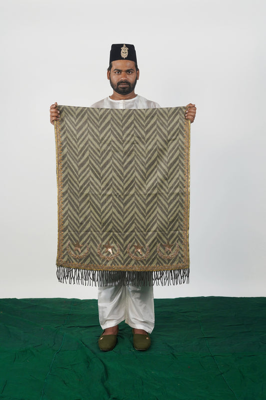 Woolen embroidered shawl