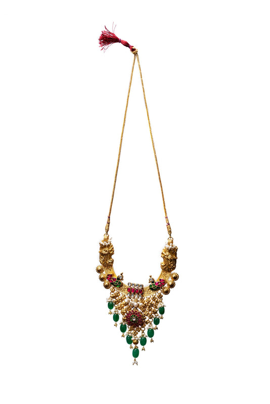 Unique Neckpiece by Ayush Kejriwal