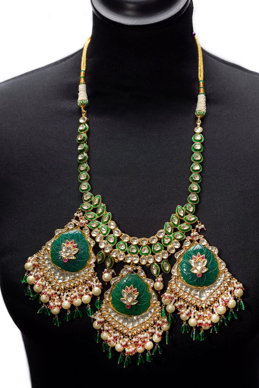 Indian Ethnic Jewellery Set by Ayush Kejriwal