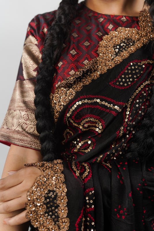 Embroidered Wedding Bandhani Saree