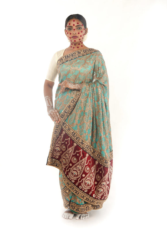 Hand Embroidered Saree by Ayush Kejriwal