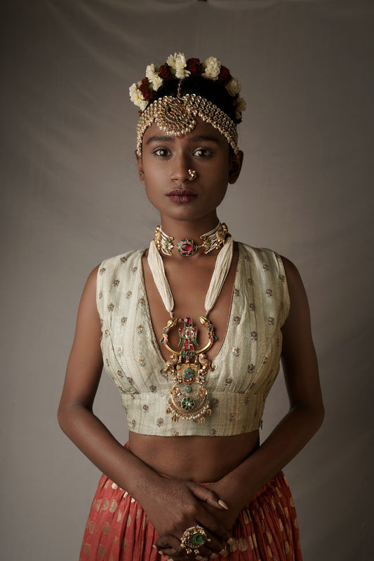Unique Indian Silver Neckpiece