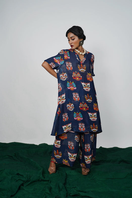 Bold print kurta and pant