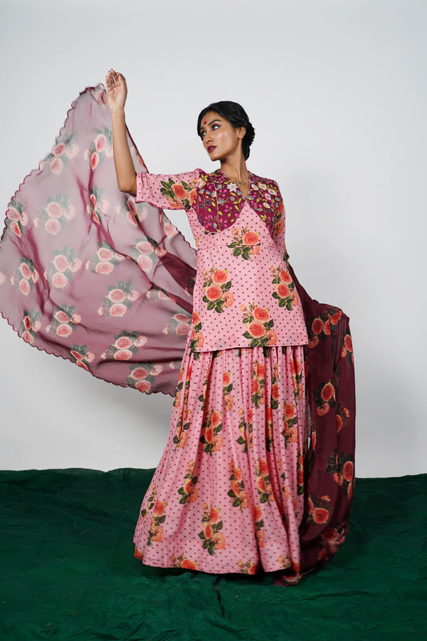 Floral Lengha set by Ayush Kejriwal 
