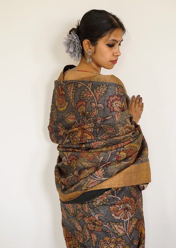 Hand painted grey coloured Kalamkari benarsi hussar silk saree