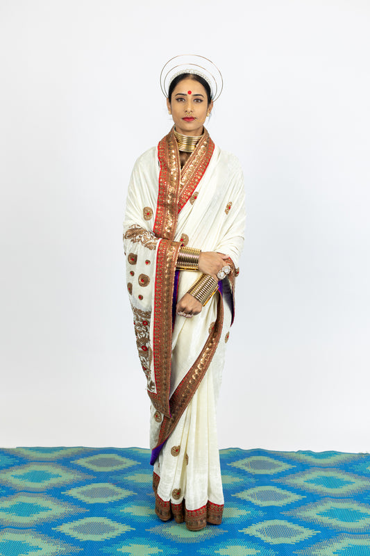 Hand Embroidered Saree by Ayush Kejriwal