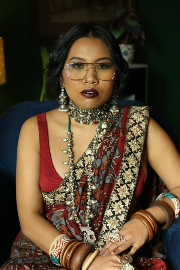 Statement vintage silver neckpiece.