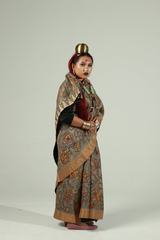Hand painted grey coloured Kalamkari benarsi hussar silk saree