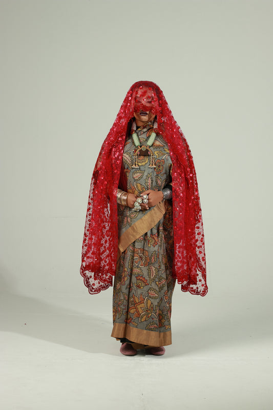 Hand painted grey coloured Kalamkari benarsi hussar silk saree