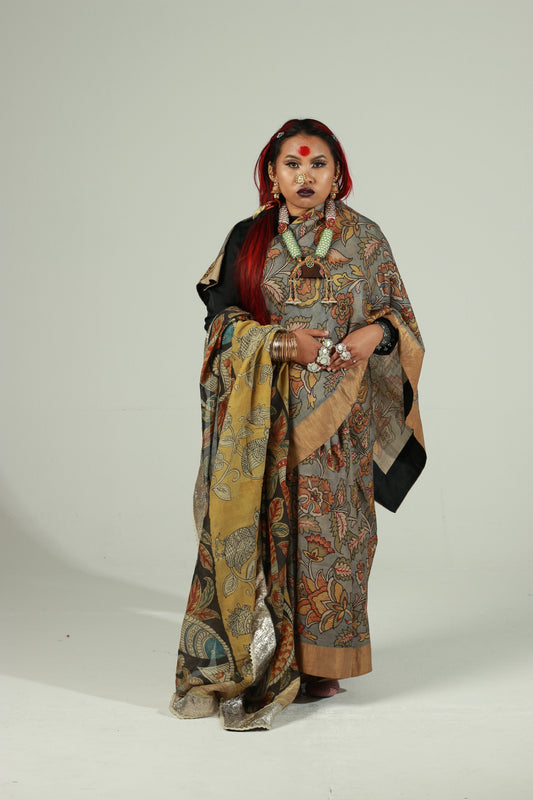 Hand painted grey coloured Kalamkari benarsi hussar silk saree