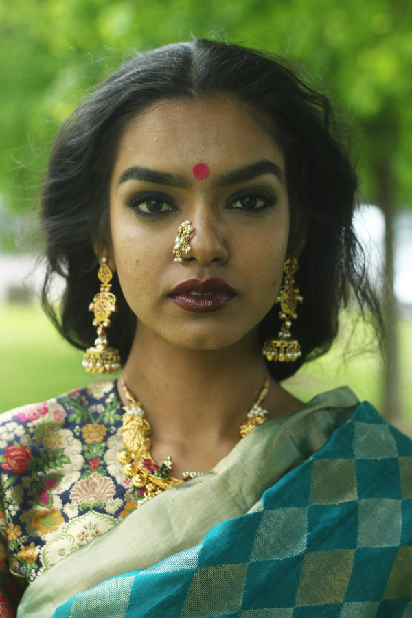 Unique Neckpiece by Ayush Kejriwal