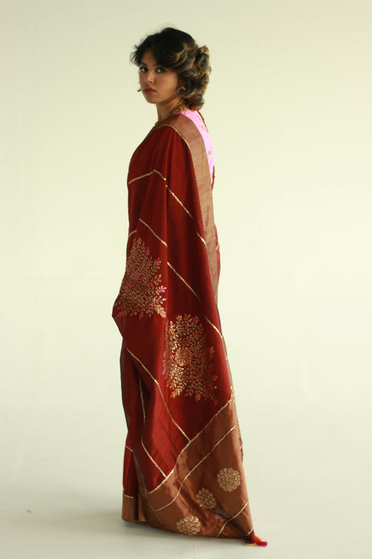 handwoven embrdoired banarasi Cora silk saree
