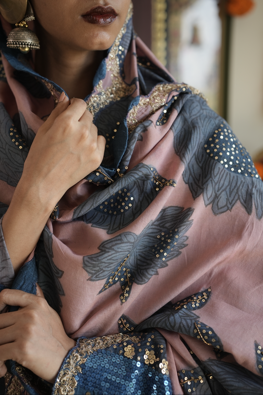 Authentic hanpainted pen Kalamkari silk dupatta