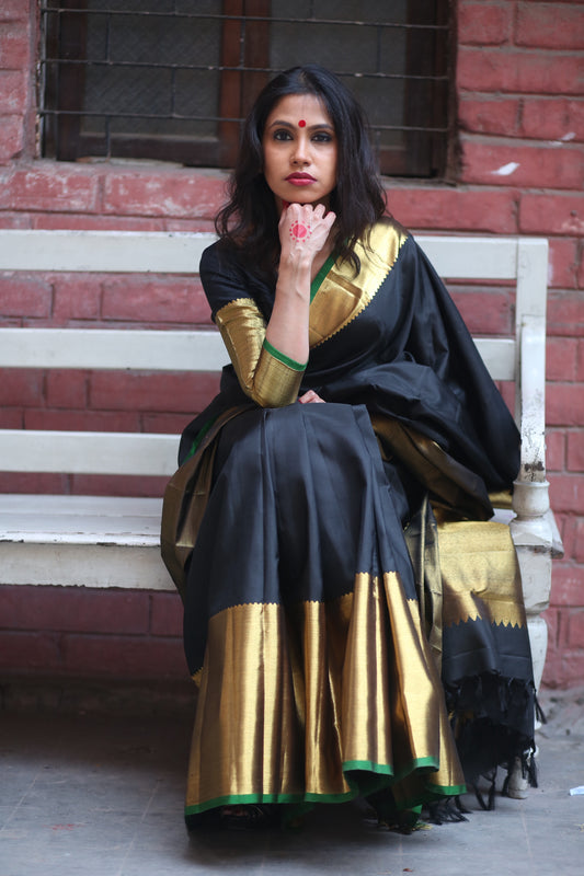 black and gold handwoven wedding kanjiveram silk saree