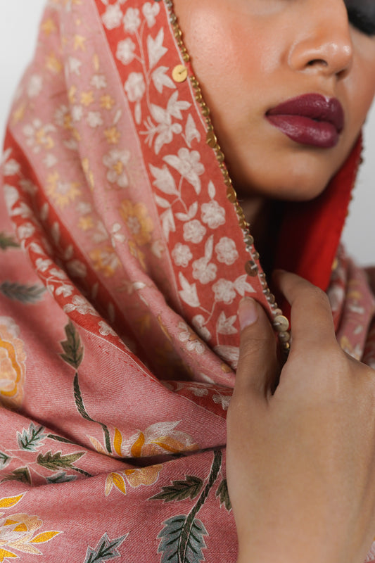 Luxury handmade pashmina shawl